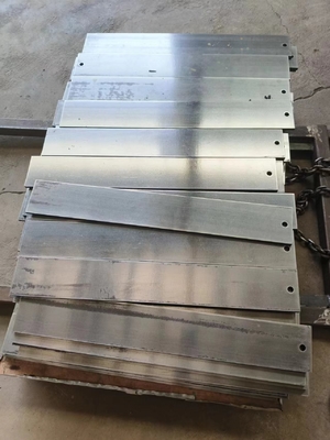 Custom Galvanised Steel Slotted Flat Bar Metal Stamping Die Casting Forging
