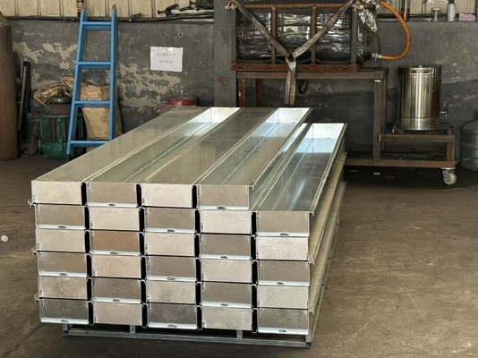 1000-4000mm Concrete Sleeper Moulds Single Or Multiple Cavity In Steel Plate
