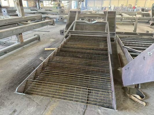 Flexible Non Slip Durable Corrosion Resistant Steel Outdoor Ladder Factory Customized Production